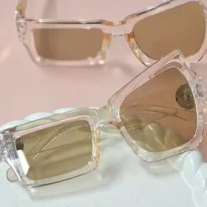 ( )선글라스 패션 인싸템 파티 비대칭 투명
