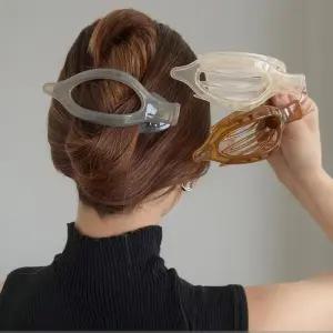 [신상오픈런]여성 나뭇잎 디자인 헤어핀 강력 고정 올림머리 집게핀 (35830149)