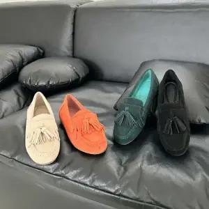 여자 데일리 나들이 스웨이드 로퍼 슈즈