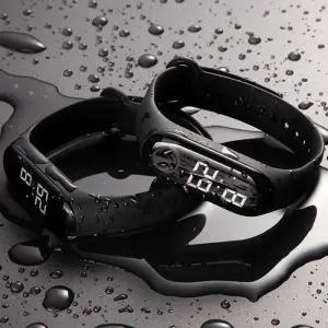 [다잇템]남자 LED 워터프루프 손목 운동 액티브 시계 (10047231A)