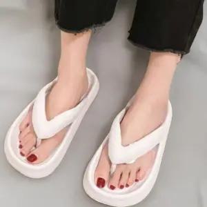 [신상오픈런]여성 바캉스 키높이 쿠션 샌들 쪼리 블랙 화이트 (37007359)