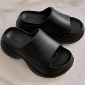 [신상오픈런]여성 통기성 아치 슬리퍼 키높이 앞트임 컬러 (42009619)