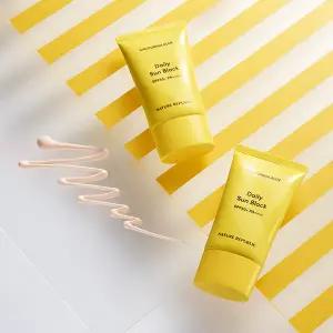 이지하우스 현대Hmall네이처리퍼블릭 1+1 캘리포니아 알로에 데일리 선블럭 611431