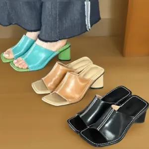 [신상오픈런]여성 클래식 컬러 스티치 오픈토 사각코 플랫폼 샌들 (36233140)