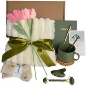 여성을 위한 셀프 케어 선물 바구니 - 생일 어버이날 졸업 정신 니트 튤립 던지기 담요 러브 박스 축하