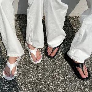 남녀일체형 디자인 여름 데일리 쪼리 ZG플랍 뮬 털신발 쪼리 거실 남성구두