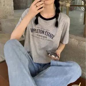 여성 반팔 루즈핏 여름 티셔츠 세미크롭 배색 레터링