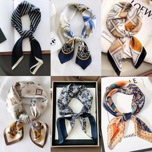 여성 롱 스카프 프렌치 데일리 실크 머플러 간절기 가을 코디