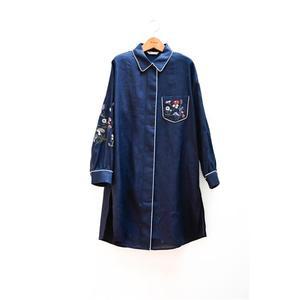 [비꼴리끄]소매자수 히든 버튼 롱 블라우스