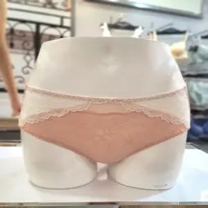 [에블린] 에블린 메르메 로맨티크헴팬티 EBWQEA3H3Q