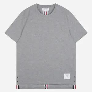 톰브라운 MJS056A 00050 055 백스트라이프 티셔츠 그레이