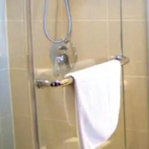 [하프클럽/셀러허브_여성트랜드패션]화장실 샤워부스 강화도어 유리문 손