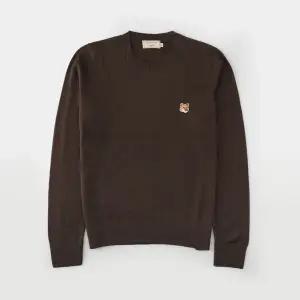 메종키츠네 폭스 헤드 패치 니트 FW00555KT1036 LK