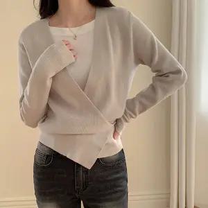 브이랩 골지 니트 가디건