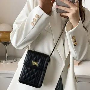 스퀘어 퀼팅 미니 크로스 체인백 여성 핸드폰 가방 ch 99003 신고 잡화 크로스