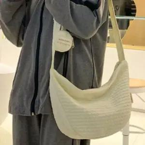 페브릭 RYN160Y1 무선이어폰 보관 캐주얼 평범한 심플 크로스백