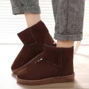 여자 겨울 외출 여행 코디 방한화 털 안감 앵클 부츠