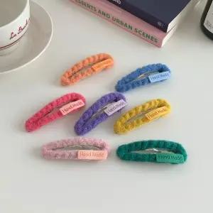 뽀글컬러헤어핀 퍼 똑딱핀 겨울 레이어드 머리핀 액세서리 앞 옆