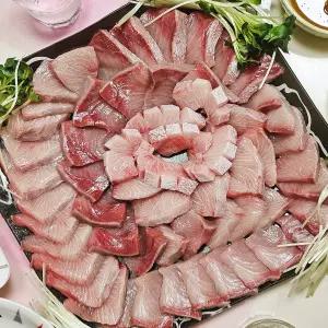 마지막조업 당일바리 10kg급 대방어 필렛 1kg 제철 자연산 대방어회