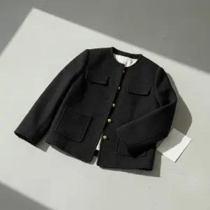 주크 정가 399,000원 부클 카라리스 자켓 Z254MSF006