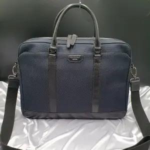 빈폴 노트북수납 서류가방 책가방 중고 가방 은피아노