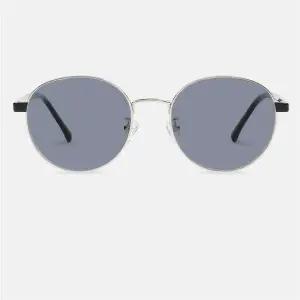 [셀러허브][웰빙창고] 베라왕 티타늄 컬러 변색 선글라스 아이콘 VW537 (S46346927)