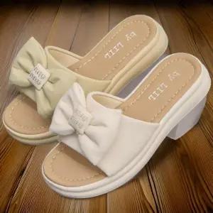 [신상오픈런]스무살 여성용 여름 왕리본 편안한 슬리퍼 샌들 (32456262)