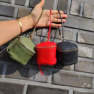 네모 파우치 레드 그린 블랙 사각 소가죽 가방 여행 파우치 블랙