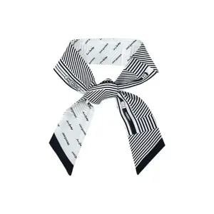 루이까또즈 카눌레 쁘띠 방도 실크 스카프 블랙 2ESB957BL