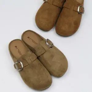 여자 클래식 코지 버클 운동화 샌들힐 세무 슈즈