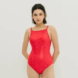 [하프클럽/엘르 수영복]엘르 스탠다드 자개 로고 삼각 수영복 레드 ELF-Y112R