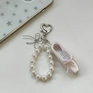 [콩심팥심]러벨 발레코어 발레리나 발메선물 토슈즈 포인트슈즈 진주 스트랩