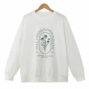 [하프클럽/엠엔씨]플라워 오버핏 맨투맨 (MDMU470SM)