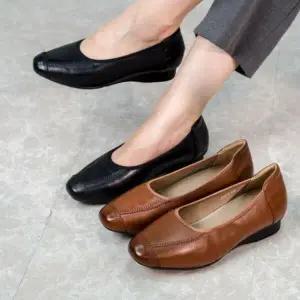 여자 출근룩 클래식 모임룩 골져스 컨템포러리 레더 플랫슈즈