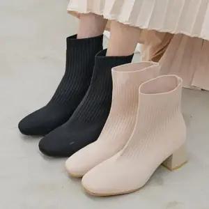 [옷자락]여자 데일리 베이직 니트 스판 삭스 미들 블록힐 앵클부츠 슈즈