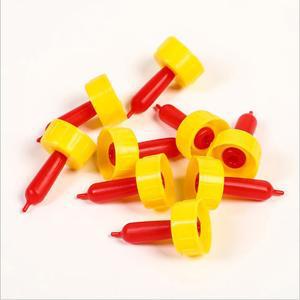 우유 송아지 보조 염소 관리 사육장 젖병 농장 포유기