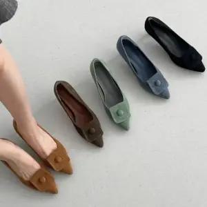 여자 고급스러운 스퀘어버클 미들힐 펌프스