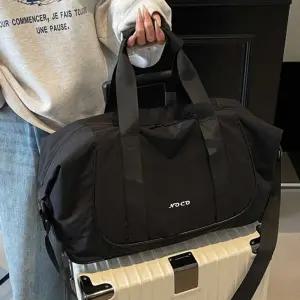 데일리 캐리어결합 여행 운동 보스턴백 더플 스포츠짐 스포츠 가방 주말 기내용 캠핑 레저 토트 숄더 크로