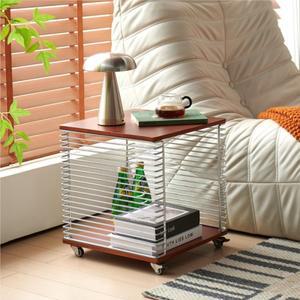 Realife 중세 고대 스타일 스테인리스 스틸 엣지 테이블 가정용 바퀴 달린 기하학적 수납 이동이 용이