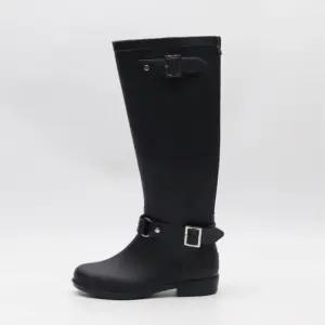 [신상오픈런]여성 블랙 무광 사각버클 고무 롱 레인 부츠 (39184683)