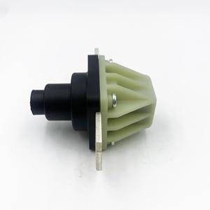 OE: 61279845435 BMW IX3 G08 2020-2021 용 자동차 배터리 Pyrofuse 퓨즈 박스 과부하 보호 트립