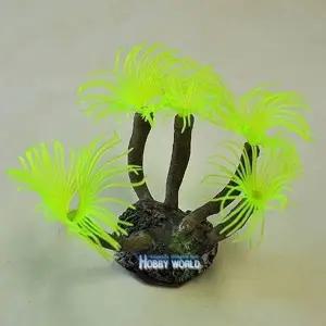 [셀러에이드]수족관 열대어들이 산호 장식품 좋아하는