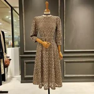 [대구백화점] [아니베에프]레이스 7부소매 벨트 원피스(A48WOP520)