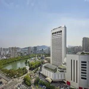 롯데 호텔 월드(Lotte Hotel World)