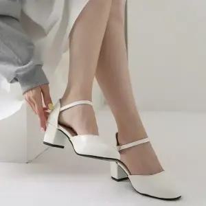 에데나 데일리 메리제인 펌프스 PMLTR1b463