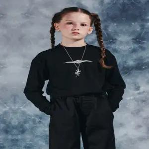 [대구백화점] [블루테일]버튼 디테일 블랙 티셔츠_기모(AZH2TS02BK)