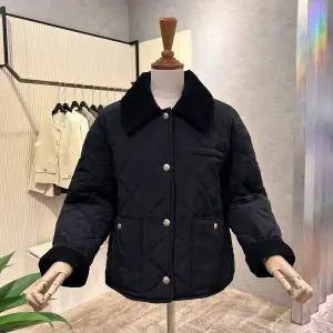 [대구백화점] [ab.f.z]골덴 배색 퀼팅 카라 점퍼(AOA1HU03A)