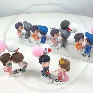 커플 피규어 뽀뽀 키스 미니어처 인형 세트 차량용 데스크탑 장식 소품 귀여운 캐릭터 인테리어 소품