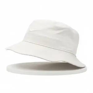 [나이키]NIKE 에이펙스 스우시 버킷햇 FB5382-104 U NK APEX BUCKET SQ SWSH L 821732