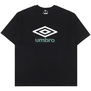 [엄브로] 에센셜 빅로고 반팔 티셔츠 UR123CRS18BLK